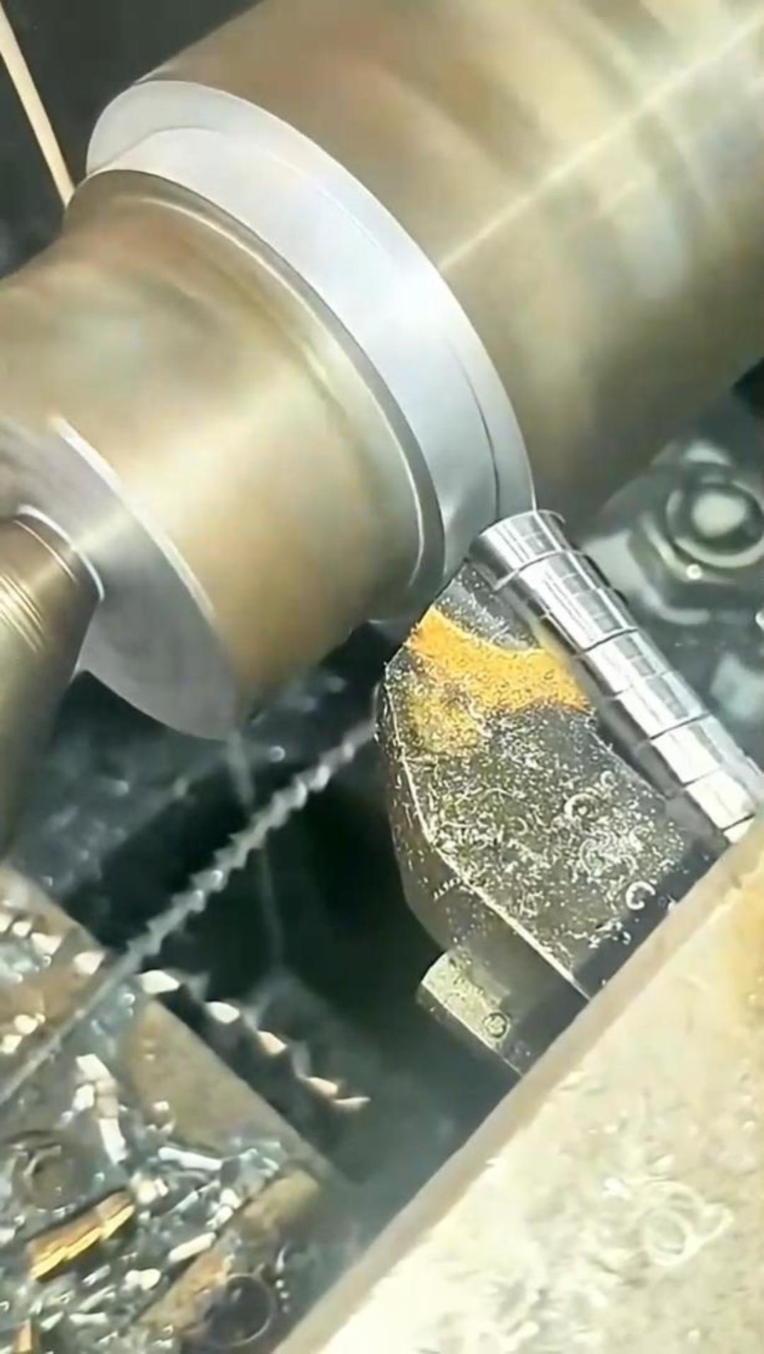 How to Choose Cutting Tools for Turning and Milling